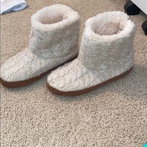 Slipper boots